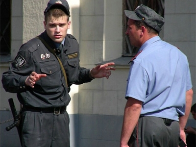 4 покусанных мента и собака
