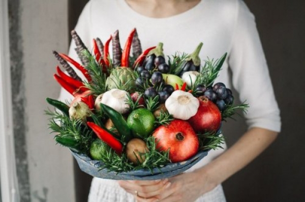 Вкусно-полезные букеты в подарок