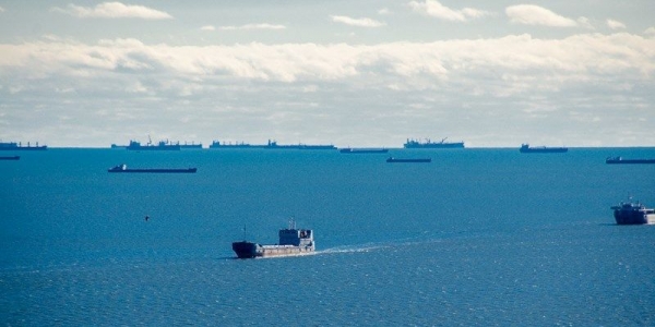 Росія грозиться перекрити Азовське море