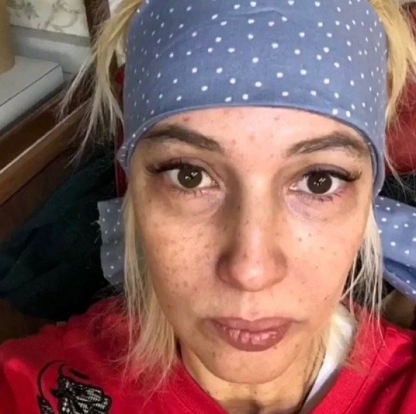 Лера Кудрявцева протроллила своих поклонников