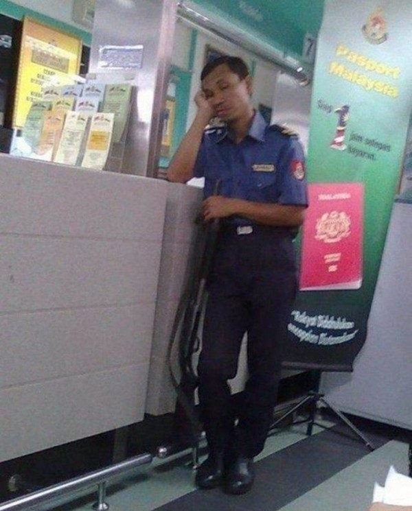 Техника безопасности? Нет не слышал...