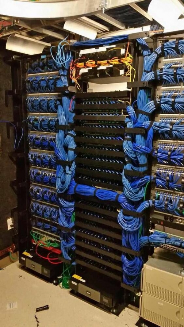 Когда админ не дрыхнет на работе