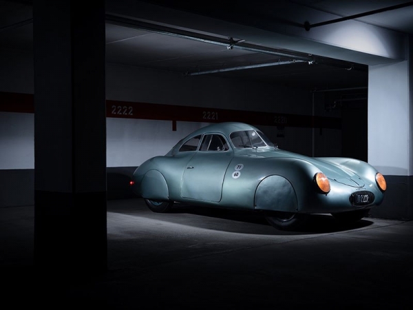 А Вы знаете как выглядит самый старый Porsche?