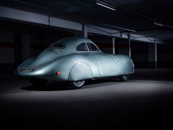 А Вы знаете как выглядит самый старый Porsche?