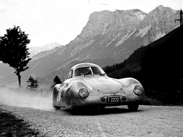 А Вы знаете как выглядит самый старый Porsche?