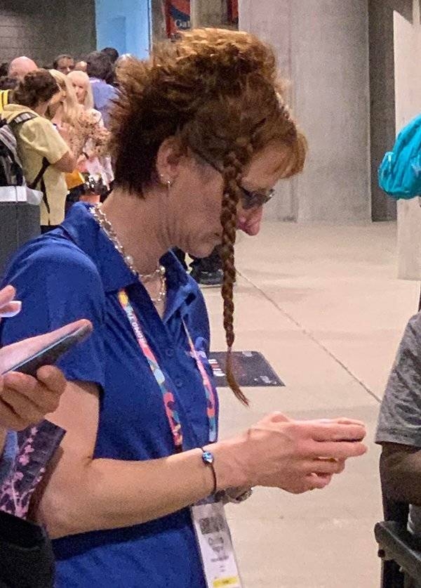 Хочешь выделяться в толпе? Сделай прикольную стрижку