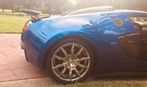 Снаружи Bugatti, а под капотом американская купешка