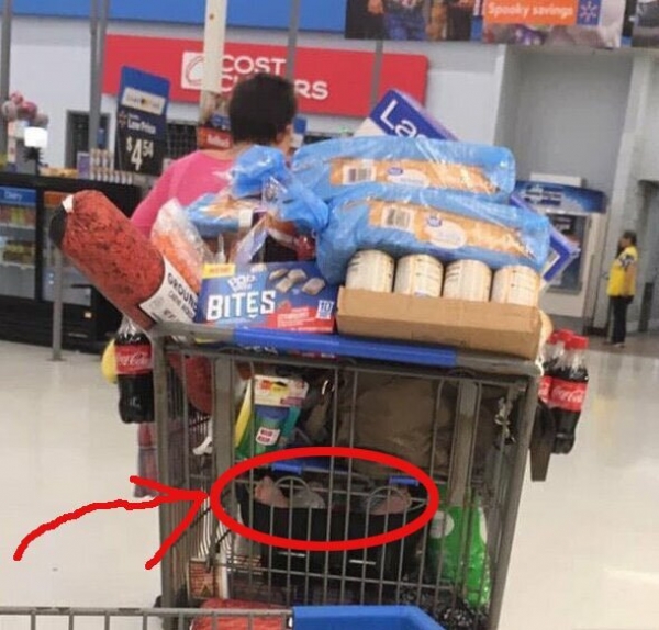 Чудаки и модники из американских супермаркетов Walmart