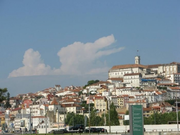 Облака, белогривые лошадки