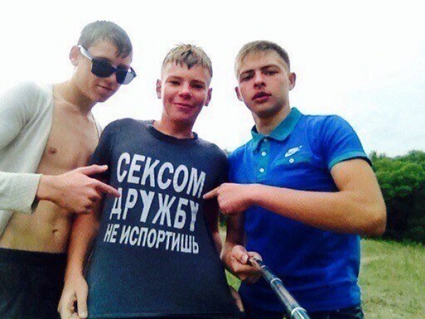 Прикольные футболки и не менее прикольные надписи на них