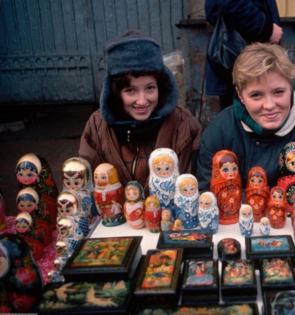Как выглядели "супермаркеты" в 90-хх