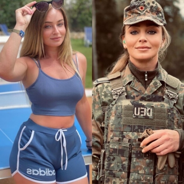 Красуні у військовій формі