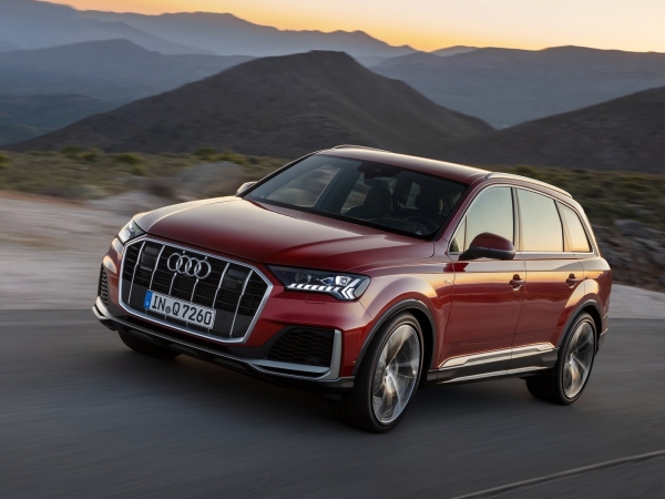 Audi Q7 2020 року