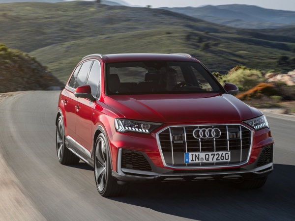 Audi Q7 2020 року